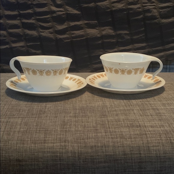 Vintage, corral set of two, Hook cups and saucers - Picture 1 of 9